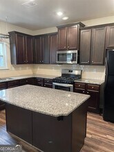 304 Dorval Cir in Griffin, GA - Building Photo - Building Photo