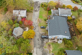 327 Kent Rd in New Milford, CT - Building Photo - Building Photo