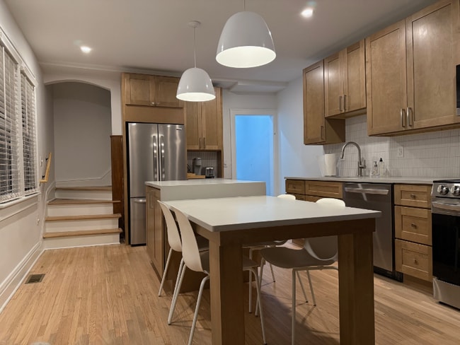 1704-1706-1706 W 3rd Ave