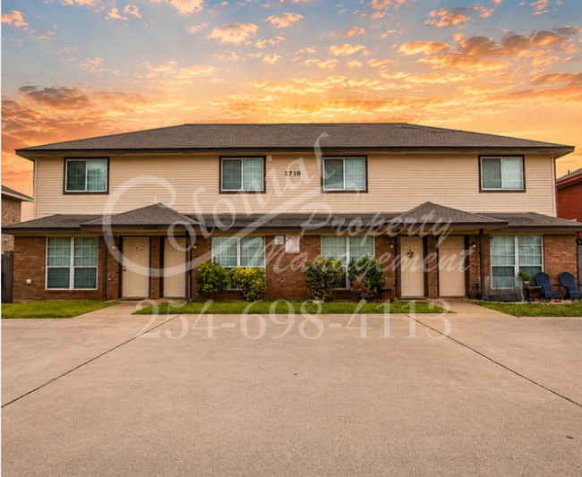 2710 Vernice Loop
