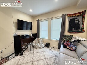 5 Griggs Pl in Boston, MA - Building Photo - Building Photo