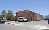 1037-1041 Utah St NE in Albuquerque, NM - Foto de edificio - Building Photo