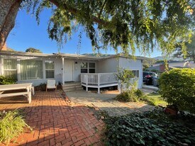1692 Fredericks St in San Luis Obispo, CA - Building Photo