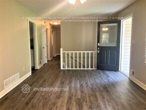 3952 Butterfield Dr NW in Kennesaw, GA - Foto de edificio - Building Photo