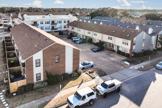 2307 - 2325 Sandollar Ct in Virginia Beach, VA - Building Photo - Building Photo