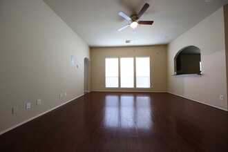 12807 Pecan Shores Dr in Houston, TX - Building Photo - Building Photo