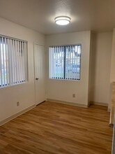 1025 W Boone St in Santa Maria, CA - Building Photo - Building Photo