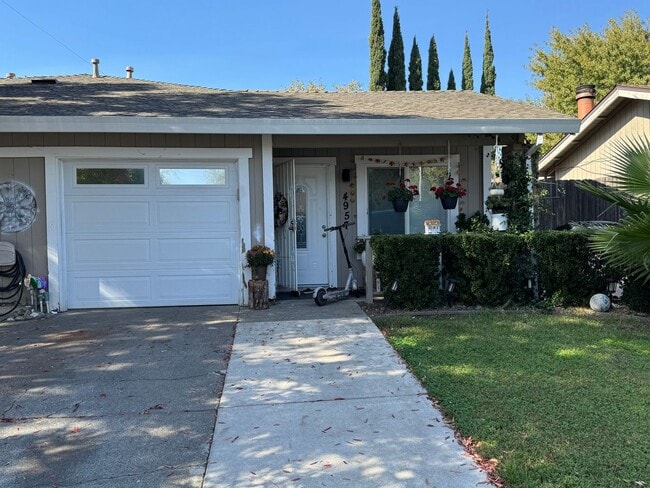 property at 4955 Saddlerock Way
