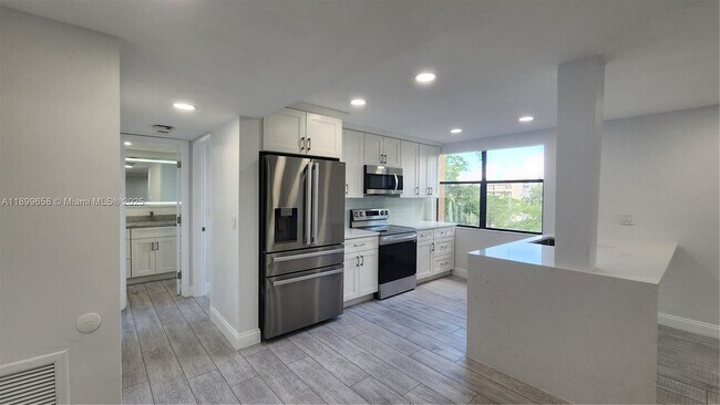 750 Egret Cir in Delray Beach, FL - Building Photo - Building Photo