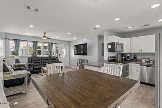 903 Huntington Dr in Panama City, FL - Building Photo - Building Photo