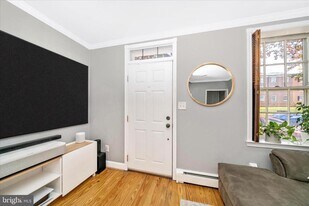 313 N Market St in Frederick, MD - Building Photo