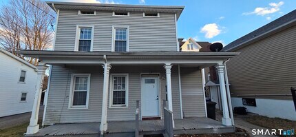 126 Tremont St in Ansonia, CT - Building Photo - Building Photo