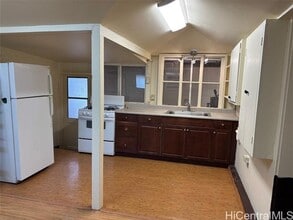 938 10th Ave in Honolulu, HI - Foto de edificio - Building Photo