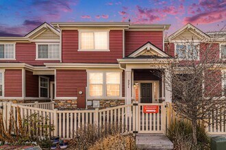 221 Jackson Dr in Erie, CO - Building Photo - Building Photo