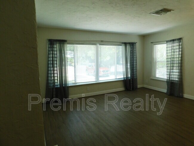 5156 5th Ave S in St. Petersburg, FL - Building Photo - Building Photo