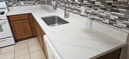 8331 Swiftwater Ln in Houston, TX - Building Photo - Building Photo