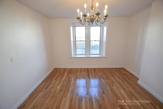 682 Parker St, Unit 1 in Boston, MA - Building Photo - Building Photo