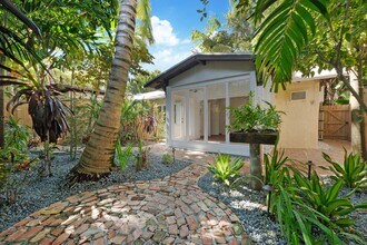 3791 El Prado Blvd in Miami, FL - Building Photo - Building Photo