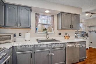 1220 Woods Edge Cir in Suffolk, VA - Building Photo - Building Photo