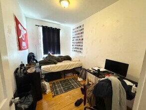 37 Hillside St, Unit #1 in Boston, MA - Foto de edificio - Building Photo