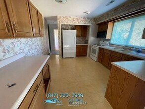 4019 Pier Thirty One Rd in Camdenton, MO - Building Photo - Building Photo