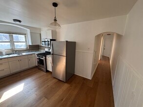 4847 Paddock Rd, Unit 1 in Cincinnati, OH - Building Photo - Building Photo