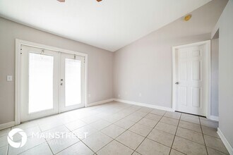 631 Blackstone Ave in Deltona, FL - Building Photo - Building Photo