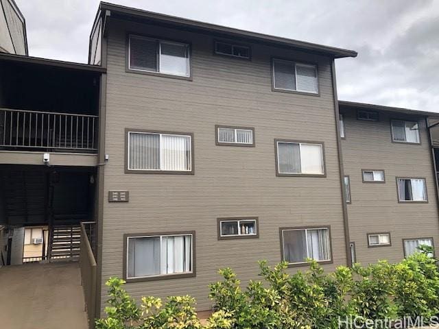 property at 92-1152-1152 Panana St