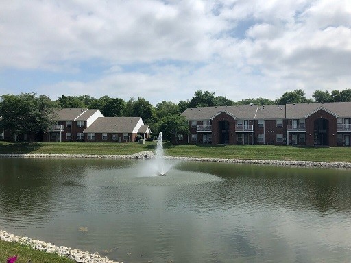 Lakeview Court Apartments photo'