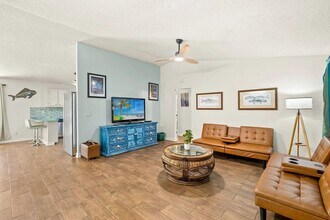 707 NE 2nd Ave in Cape Coral, FL - Building Photo - Building Photo