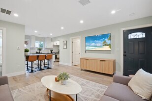 6702 Saint Clair Ave, Unit ADU in North Hollywood, CA - Building Photo