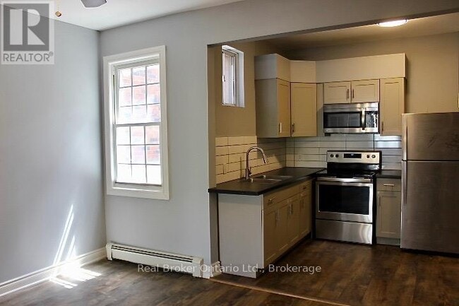 property at 2 Main St E