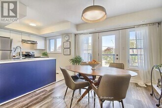 2335 Sheppard Ave W in Toronto, ON - Building Photo - Building Photo