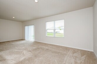 668 Squires Grove Dr in Winter Haven, FL - Building Photo - Building Photo