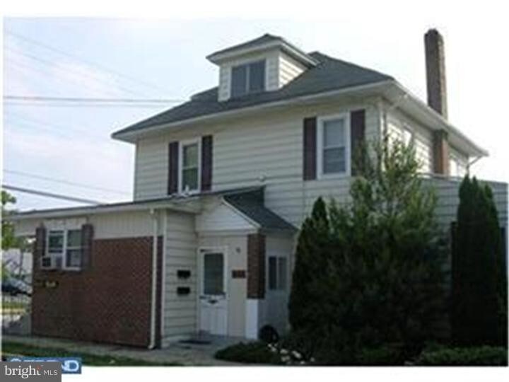 169 Bate Ave in West Berlin, NJ - Foto de edificio