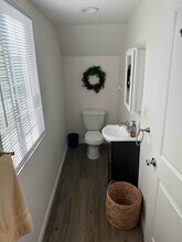 482 Prospect St-Unit -Apt D in Torrington, CT - Building Photo - Building Photo