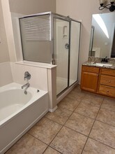 8736 Eagle Springs Dr NE in Albuquerque, NM - Building Photo - Building Photo
