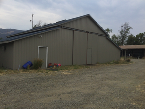 33206 Coleman Rd in Harrisburg, OR - Building Photo - Building Photo