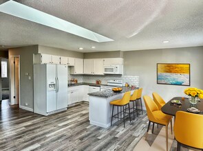 922 Teal Ct in Colorado Springs, CO - Building Photo - Building Photo
