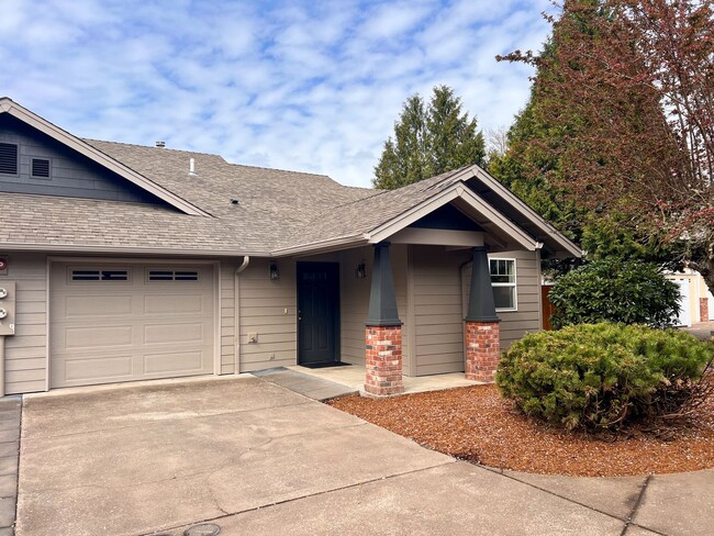 property at 622 E GRANT St