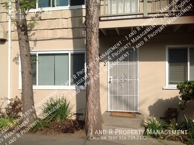4641 V St in Sacramento, CA - Building Photo - Building Photo