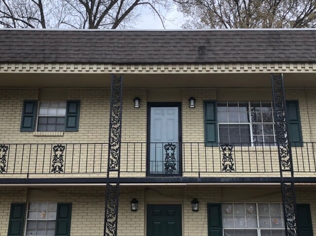 property at 250 N Washington Ave