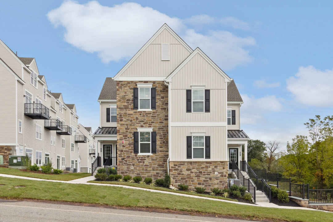 Creekside at Mainland in Harleysville, PA - Building Photo