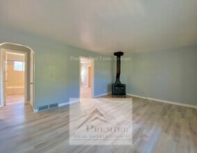 321 W Ramona Ave in Colorado Springs, CO - Building Photo - Building Photo