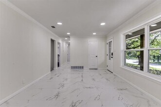 258 Somerset Terrace in Bedford, TX - Building Photo - Building Photo