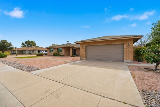 property at 2051 E Hermosa Dr