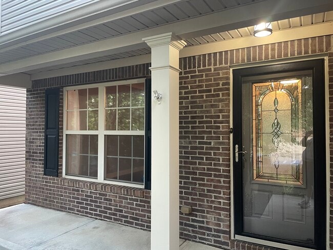 940 Sunny Slope Trace in Lexington, KY - Foto de edificio - Building Photo