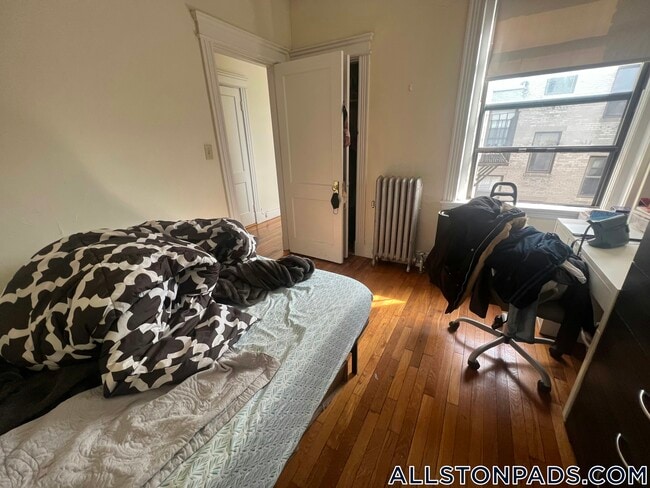 1156 Commonwealth Ave, Unit 54 in Boston, MA - Building Photo - Building Photo