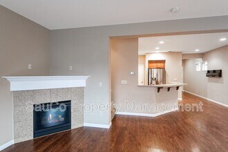 3949 SE Lone Oak St in Hillsboro, OR - Building Photo - Building Photo