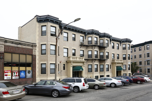 Comaven Housing in Boston, MA - Foto de edificio - Building Photo